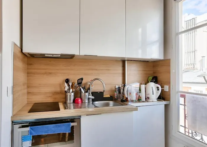 Διαμέρισμα Nice For 4 People - 17